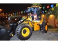 Представлен новый фронтальный погрузчик JCB 422 ZX