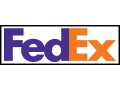 FedEx доставляет и заряжает