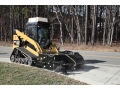 Caterpillar представляет новые щетки для мини-техники