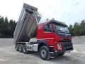 Самосвал Volvo FMX 8×4 получил усовершенствованный кузов и оси Tridem