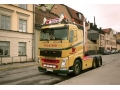 Дальнобойщик из Швеции оформил Volvo FH в стиле ретро