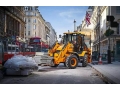 Компания JCB представила новый экскаватор-погрузчик JCB 3CX Compact